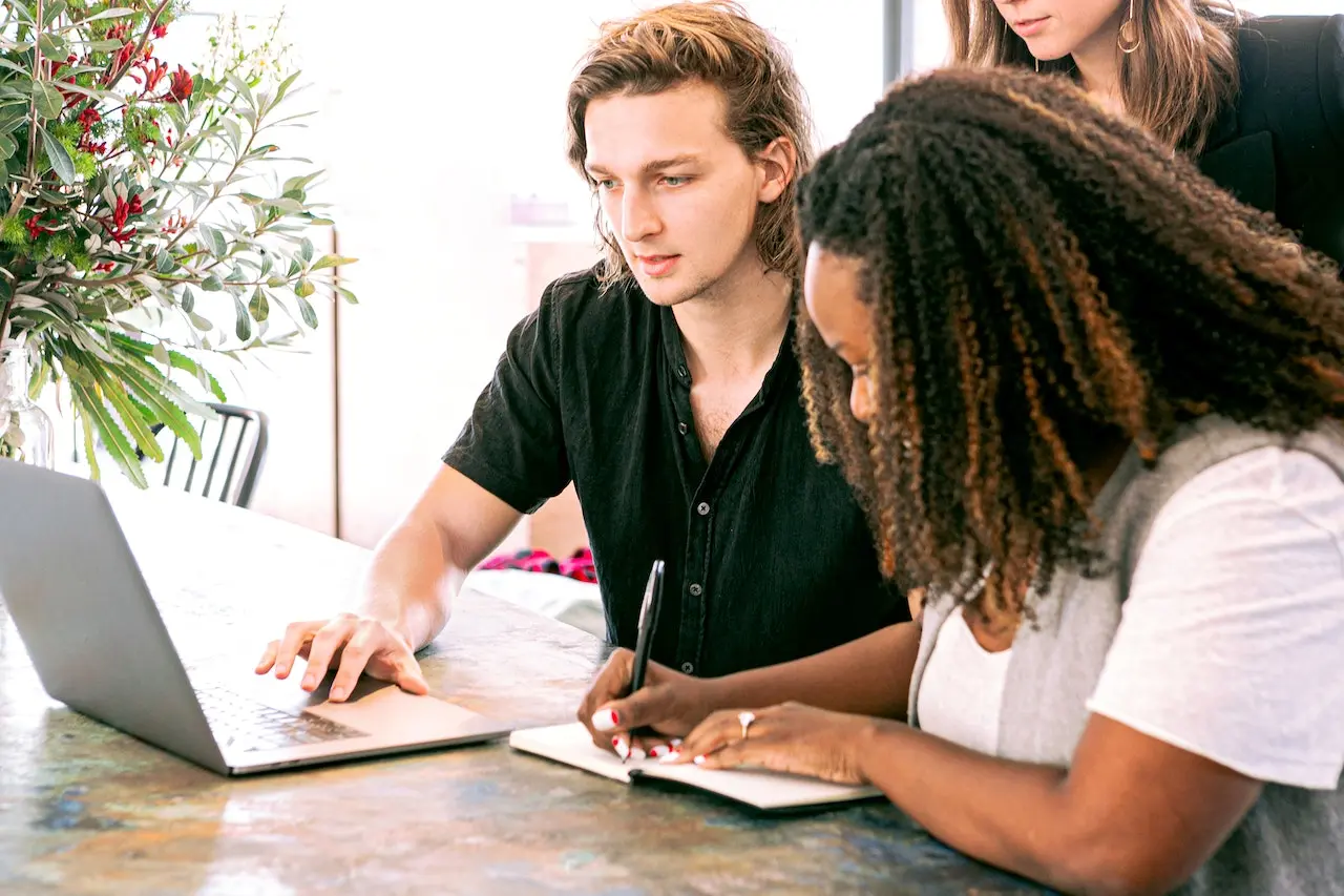 A Practical Guide to UX Writing min